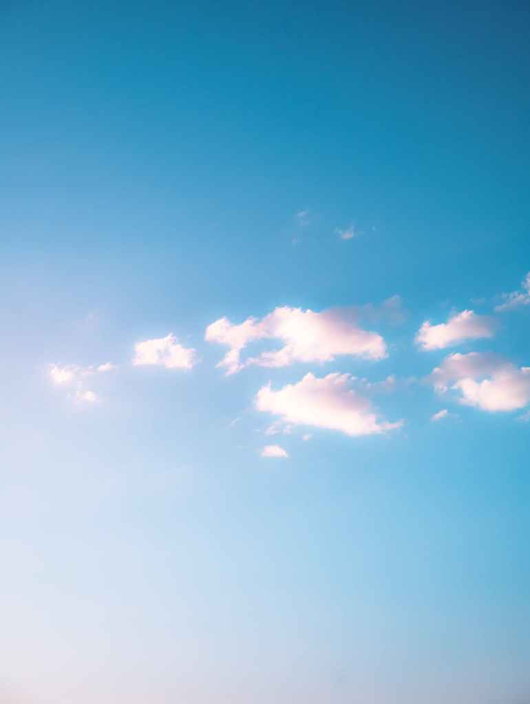 Énergies du mois de mars 2026 — renaissance, alignement du cœur et nouveau&nbsp;souffle